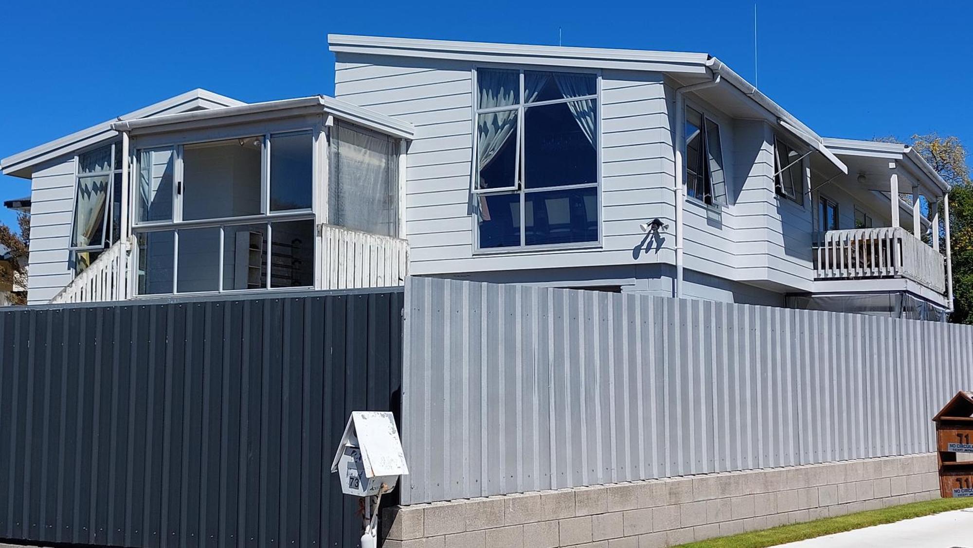 Bed And Breakfast Happy Home Taupo Accommodation ภายนอก รูปภาพ